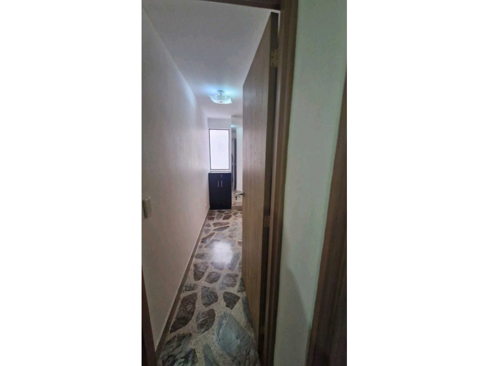 APARTAMENTO EN VENTA EN MEDELLIN — foto 2