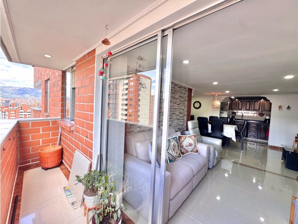 APARTAMENTO EN VENTA EN MEDELLIN - BARRIO LOS COLORES — foto 4