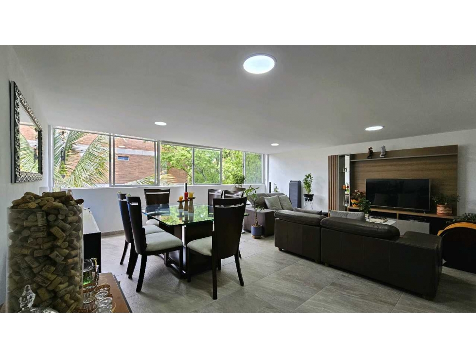Apartamento Dúplex Remodelado de 117m² en Venta | Villa de Aburrá