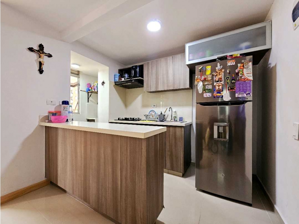 Apartamento en venta en Medellín. Los colores sector san German