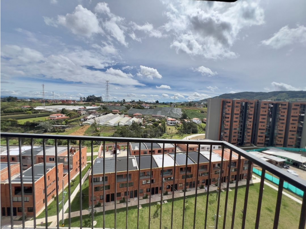 APARTAMENTO VIS EN EL CARMEN DE VIBORAL UNIDAD VISTA VERDE — foto 2