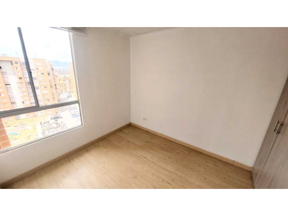 APARTAMENTO EN VENTA EN PARQUE CENTRAL TINTAL 3 — foto 4