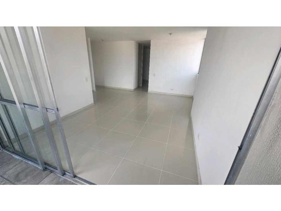 Apartamento en venta en parte plana-prados de sabaneta cerca al metro — foto 3