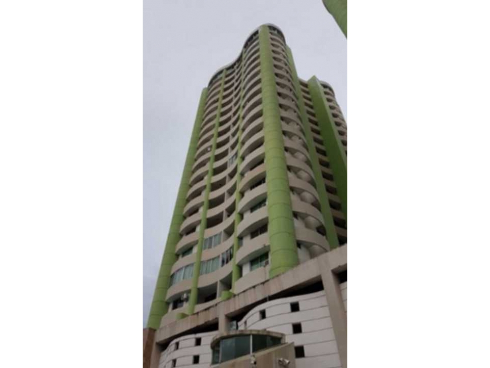 APARTAMENTO EN VENTA EN PH GREEN PARK 2 REC — foto 2