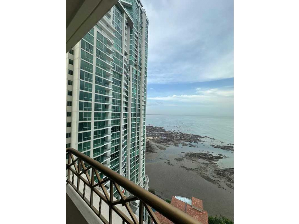 APARTAMENTO EN VENTA EN PUNTA PACIFICA | 3 Recámaras + sala Familiar — foto 2