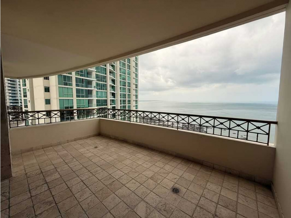 APARTAMENTO EN VENTA EN PUNTA PACIFICA | 3 Recámaras + sala Familiar — foto 4