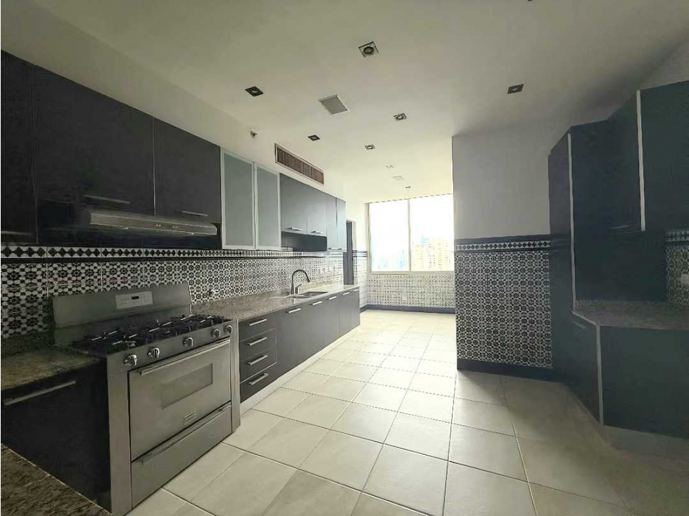 APARTAMENTO EN VENTA EN PUNTA PACIFICA | 3 Recámaras + sala Familiar — foto 6