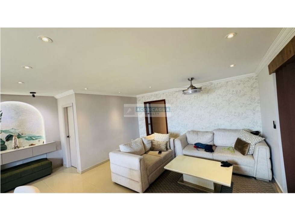 Apartamento en venta en Remodelado en Villa Santos — foto 4