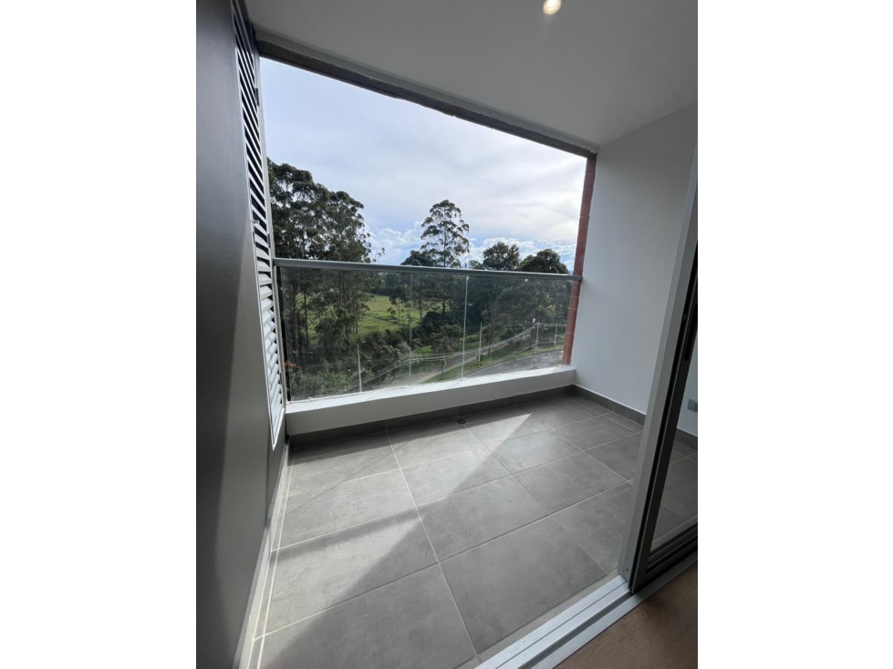 APARTAMENTO EN VENTA EN RIONEGRO — foto 2