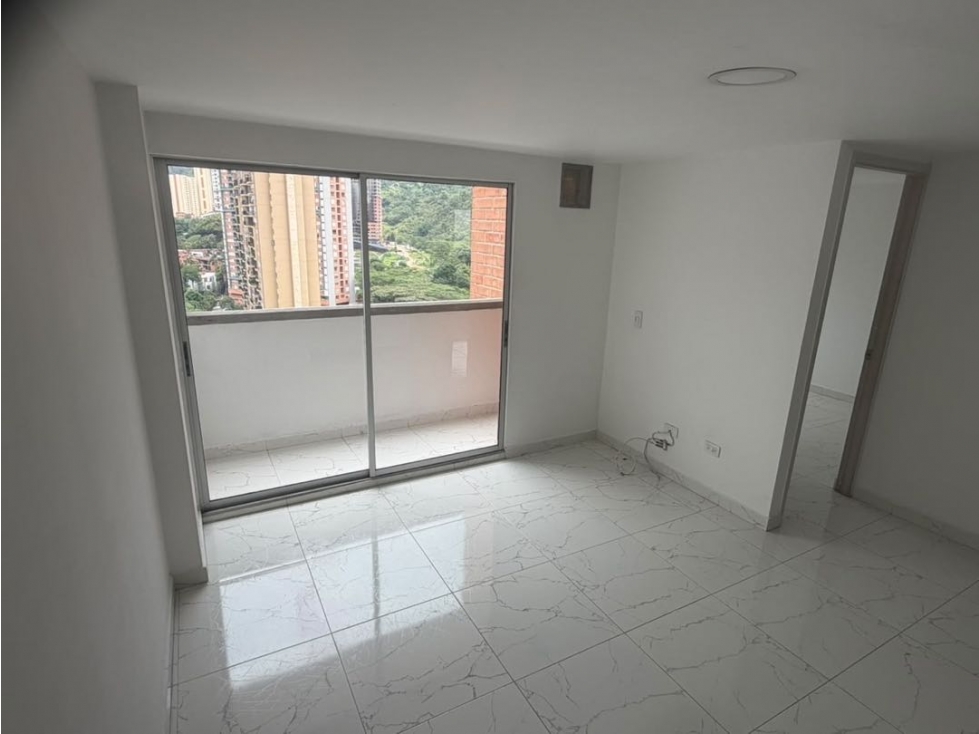 Apartamento en venta en Sabaneta sector trapiche parte baja — foto 2