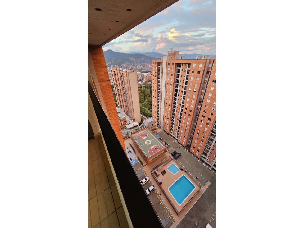Apartamento en venta en Sabaneta Las Lomitas - 6