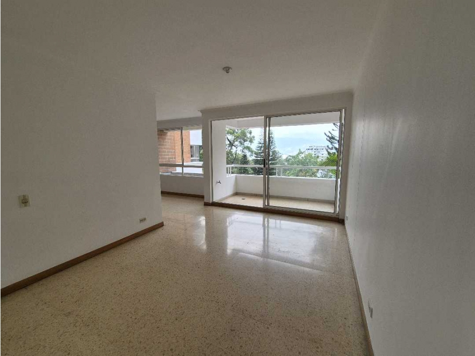 Apartamento en venta en San Lucas en calle ciega — foto 3
