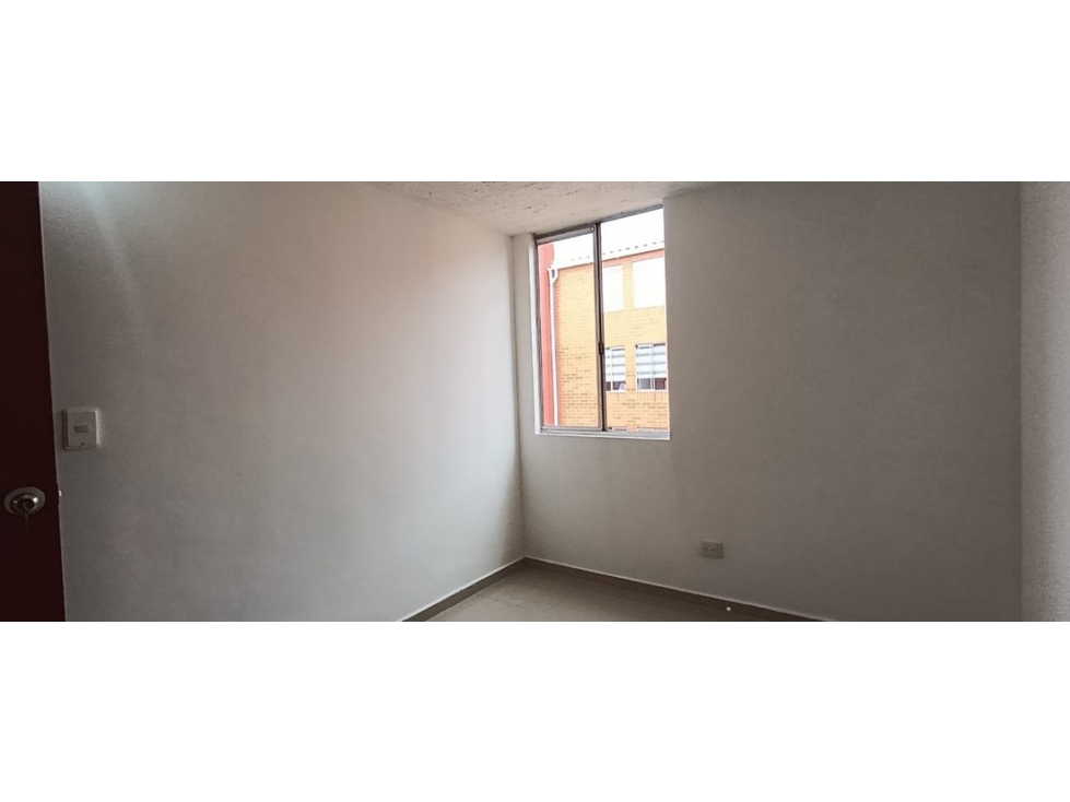 Apartamento en venta en Soacha, Almendro 3 alcobas — foto 2
