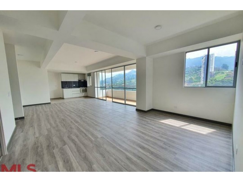 Apartamento en venta en V. Las Lomitas, Sabaneta — foto 2