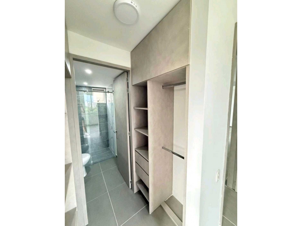 APARTAMENTO EN VENTA EN VALLE DEL LILI SUR DE CALI — foto 4