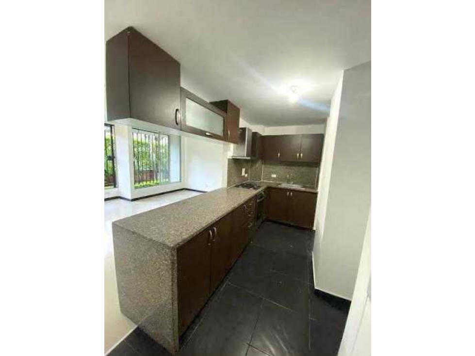 Apartamento en venta en valle del Lili sur de cali - 1