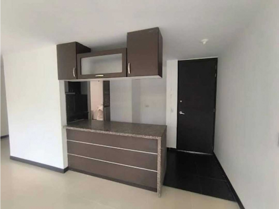 Apartamento en venta en valle del Lili sur de cali - 2