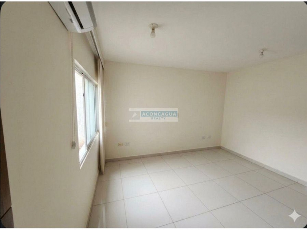 Apartamento en venta en Villa Carolina — foto 3