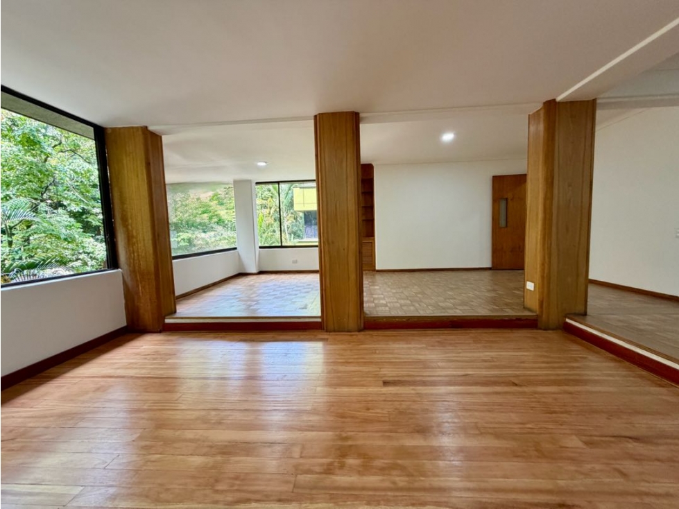 APARTAMENTO EN VENTA ENVIGADO SECTOR ZUÑIGA IDEAL PARA REMODELAR — foto 4