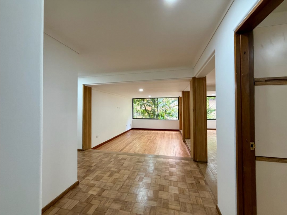 APARTAMENTO EN VENTA ENVIGADO SECTOR ZUÑIGA IDEAL PARA REMODELAR — foto 2