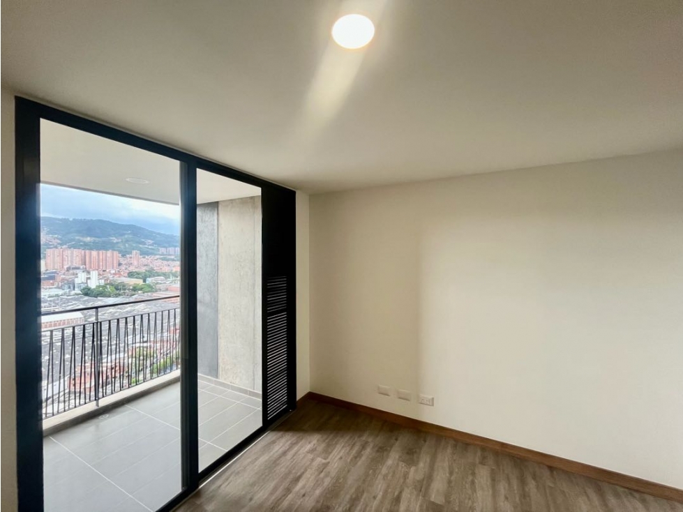 Apartamento en Venta| Envigado av. Las Vegas, para Estrenar — foto 3