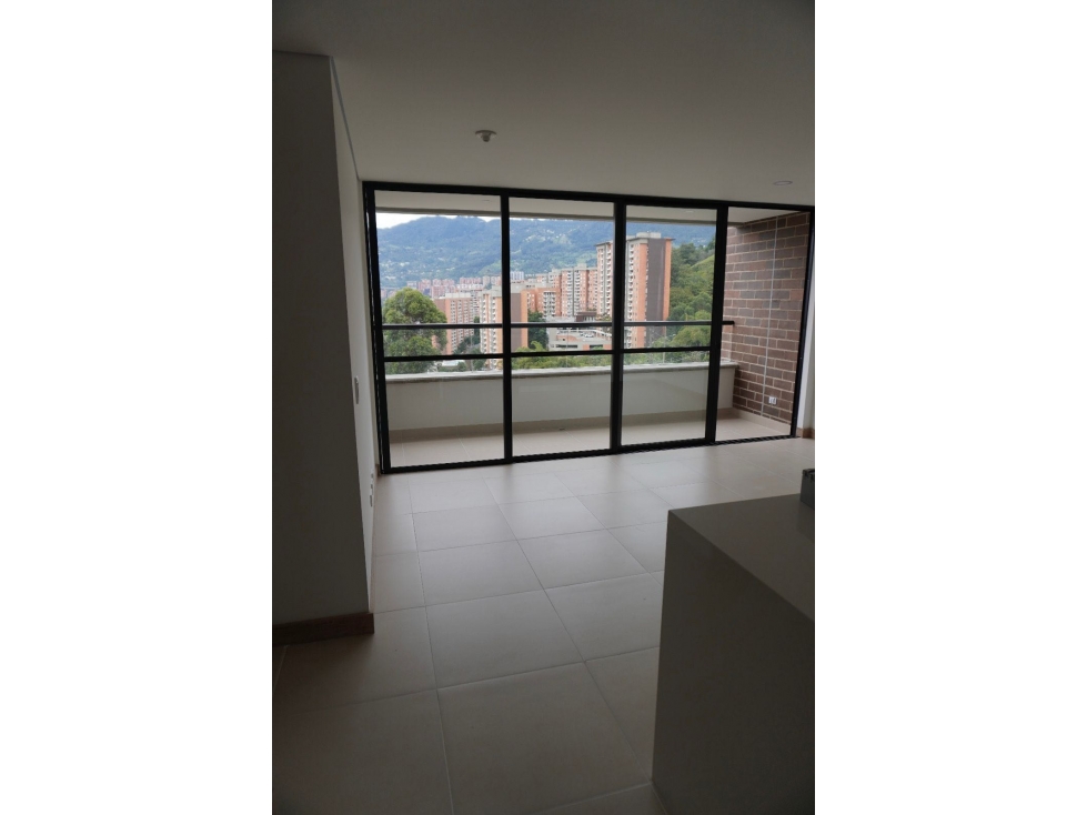 Apartamento en Venta, Envigado Sector la Cuenca 85m2/ 3 alcob+ estudio — foto 3