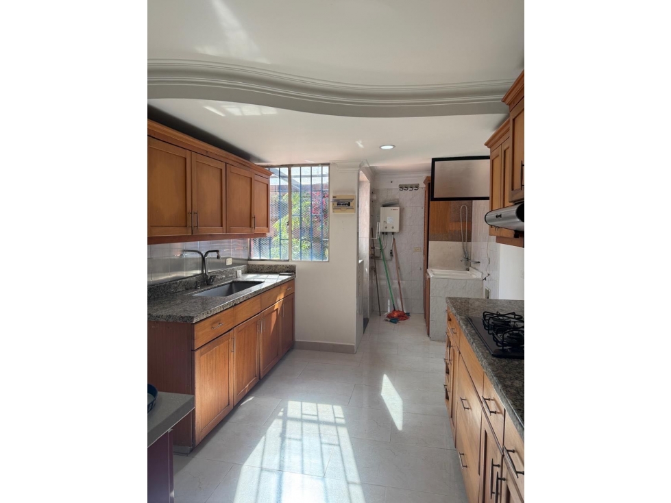 Apartamento en venta Envigado Loma Del Escobero — foto 2