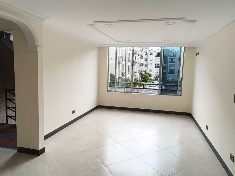 APARTAMENTO EN VENTA ENVIGADO UNIDAD CERRADA MILAN 2 PISO — foto 2