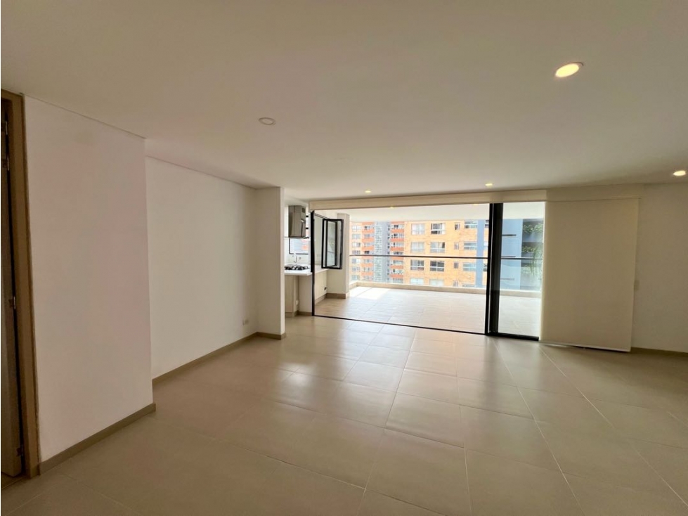 APARTAMENTO EN VENTA, ENVIGADO LOMA DE LAS BRUJAS 148m2