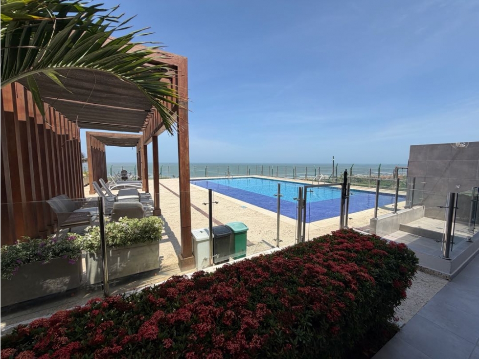 APARTAMENTO EN VENTA FRENTE AL MAR!!