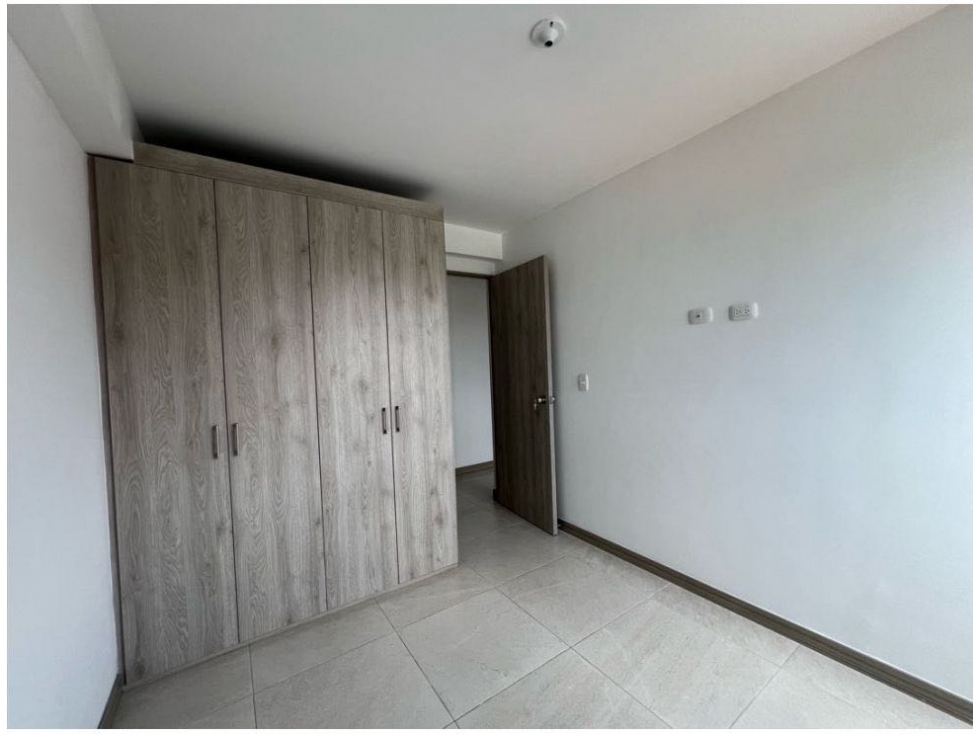APARTAMENTO CON PQ CUBIERTO Y GRAN ZONA SOCIAL, CERRITOS — foto 6