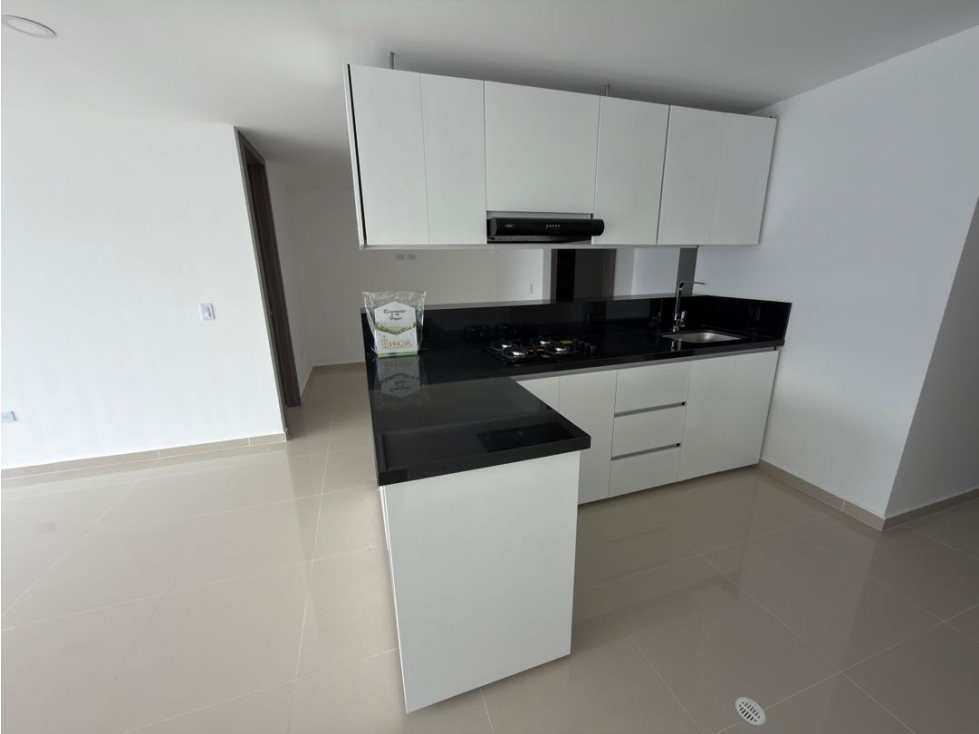 APARTAMENTO EN VENTA GOLDEN TOWER MEJORAS PÚBLICAS
