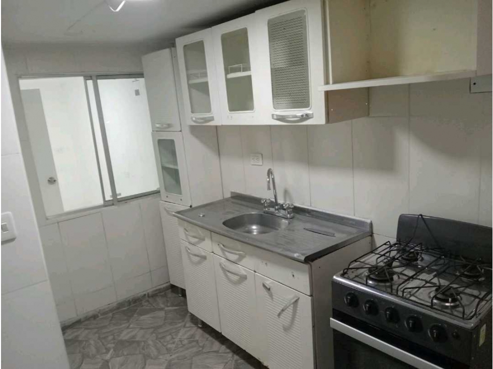APARTAMENTO EN VENTA GRAN OPORTUNIDAD EN COPACABANA CERCA AL PARQUE — foto 5