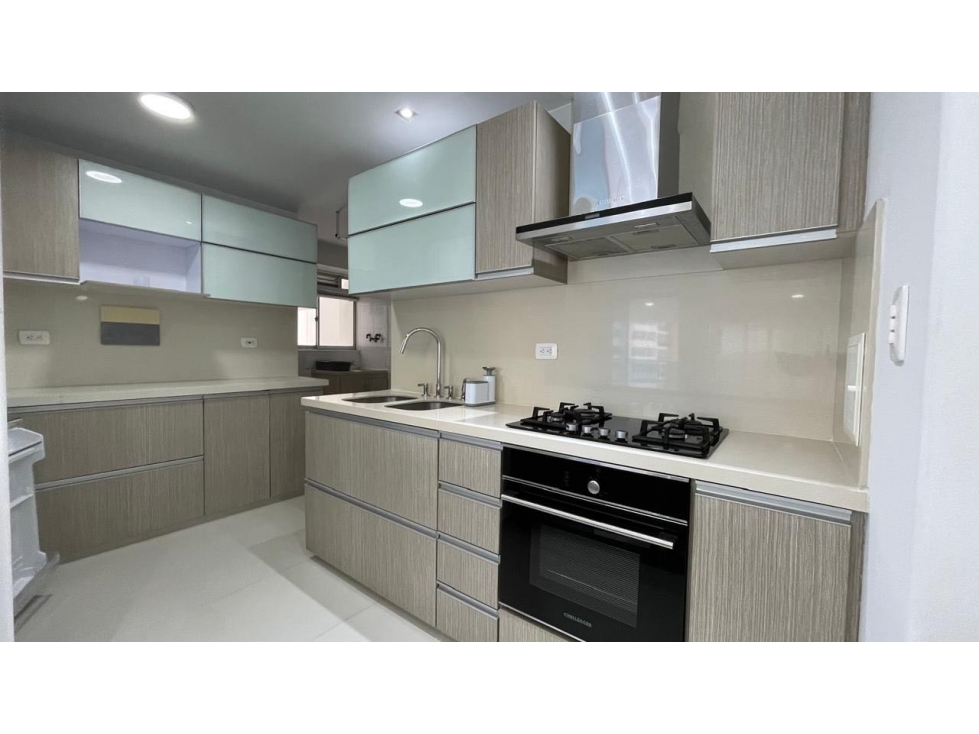 APARTAMENTO EN VENTA HISPANIA LAGOS DEL CACIQUE