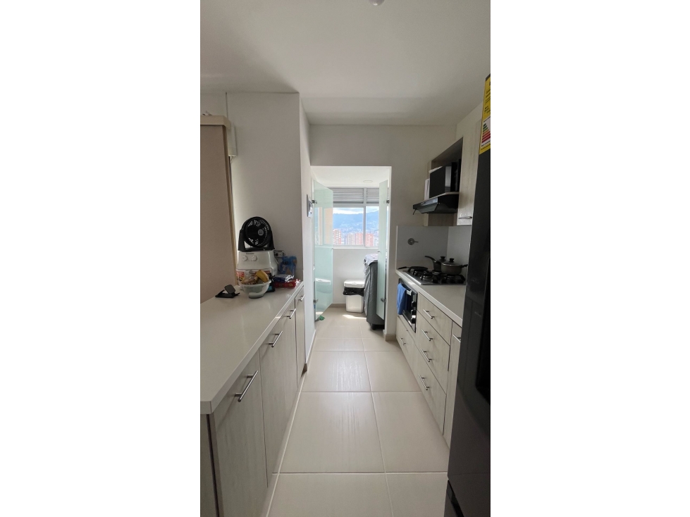 APARTAMENTO EN VENTA LA ESTRELLA, SECTOR TOLEDO. 68m² — foto 3