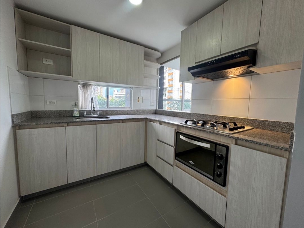 APARTAMENTO EN VENTA, LA LOMA DE LOS BERNAL — foto 2