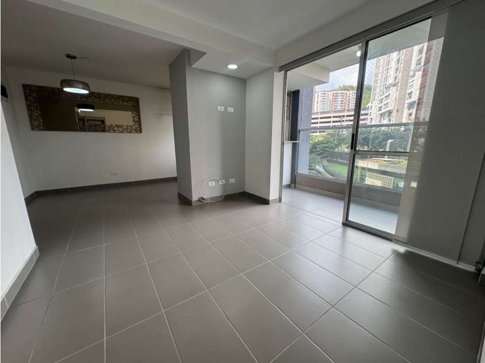APARTAMENTO EN VENTA, LA LOMA DE LOS BERNAL — foto 4