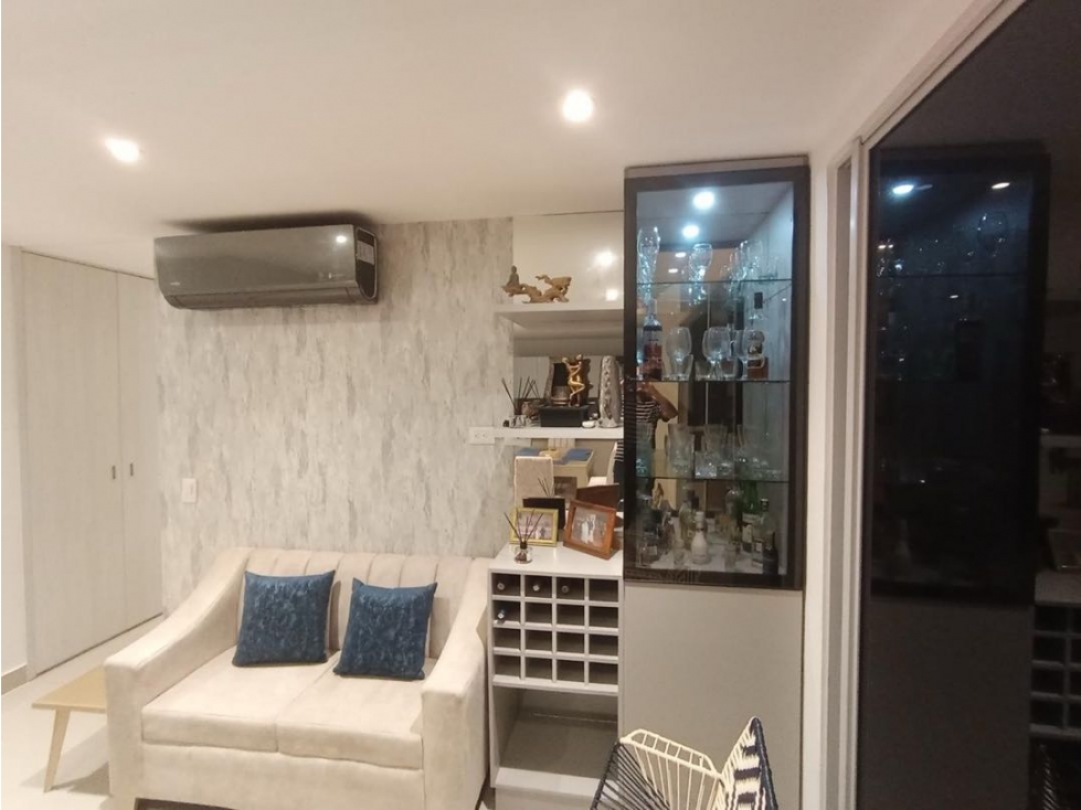 APARTAMENTO EN VENTA DE OPORTUNIDAD PORTAL DE GENOVES — foto 3