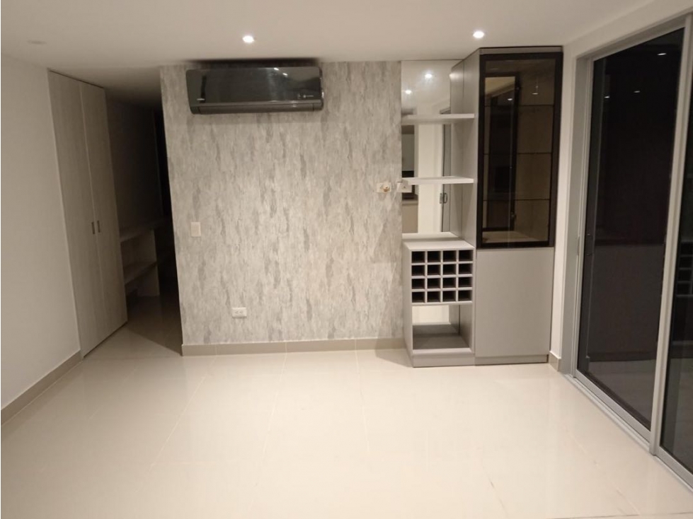 APARTAMENTO EN VENTA DE OPORTUNIDAD PORTAL DE GENOVES — foto 5
