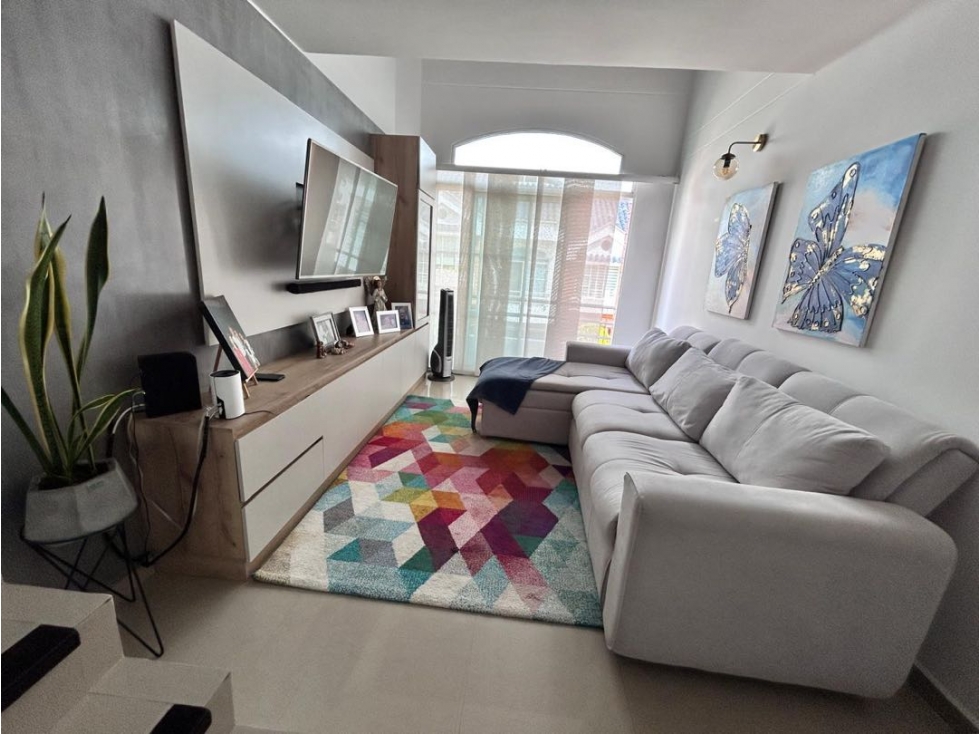 CASA EN VENTA LAGOS DEL CACIQUE BUCARAMANGA