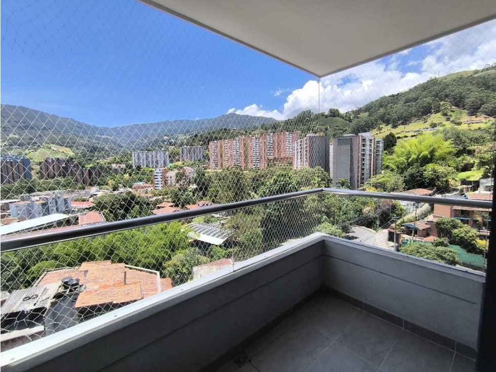 Apartamento en Venta las antilla Envigado 72mt2, 2 parqueaderos — foto 2