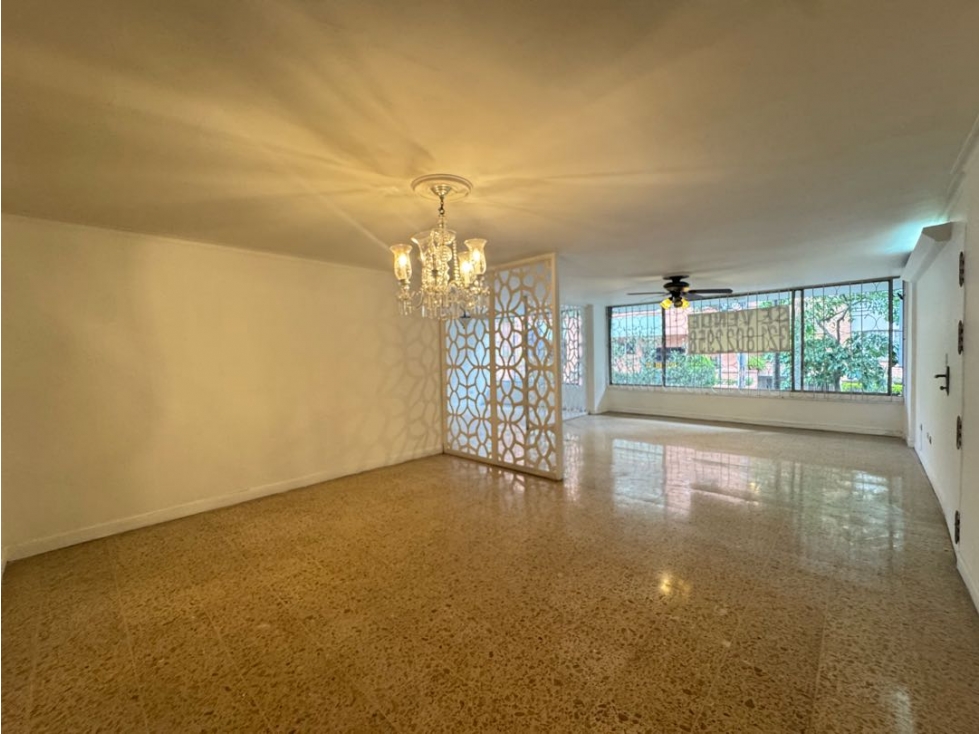 APARTAMENTO EN VENTA LAURELES