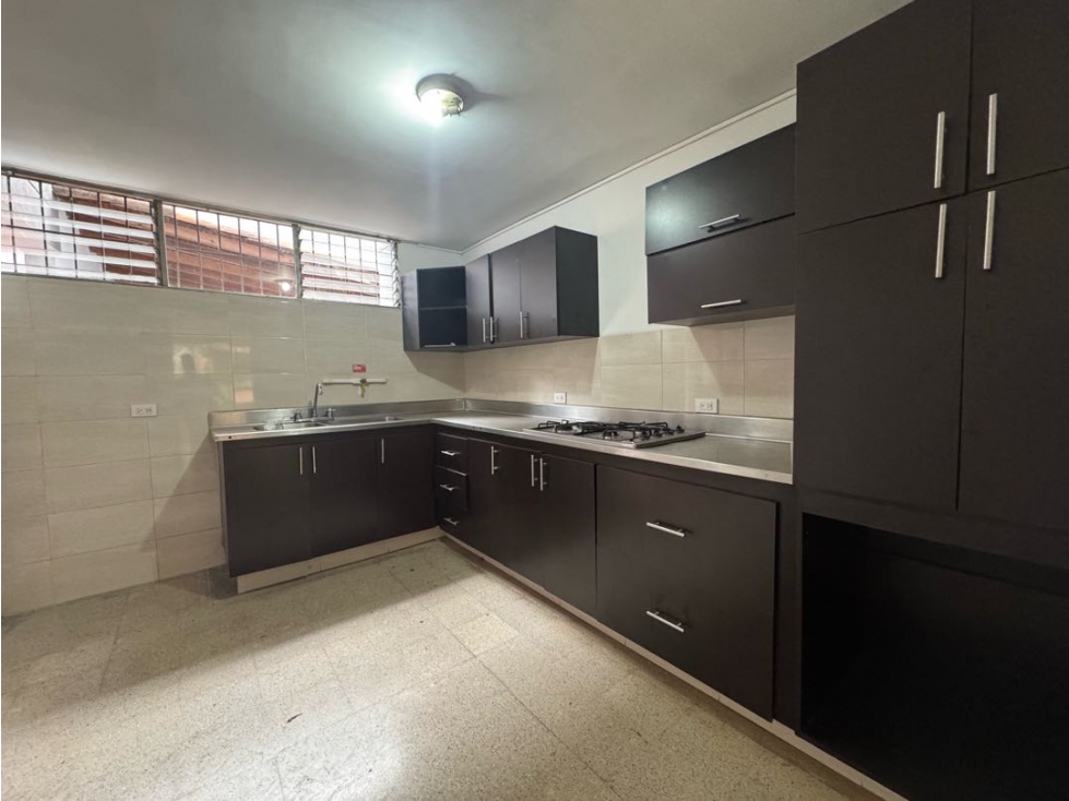 APARTAMENTO EN VENTA LAURELES — foto 3