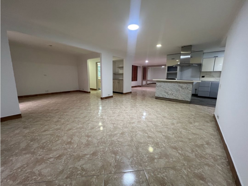 Apartamento en venta Laureles
