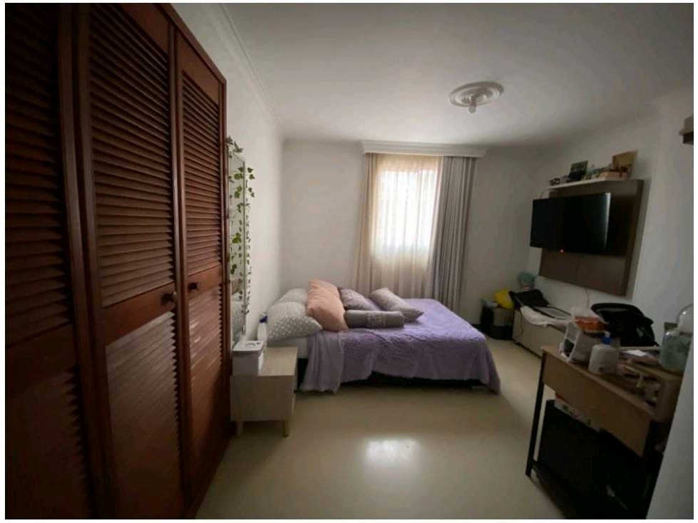 Apartamento en venta Laureles 2 parqueaderos — foto 6