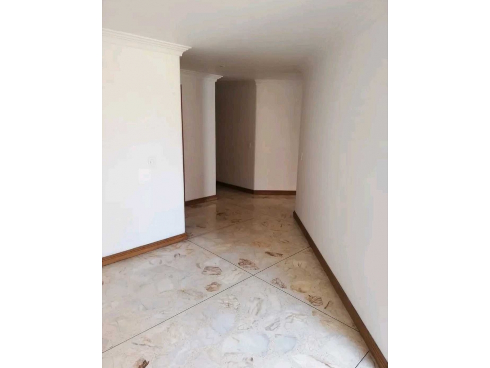 APARTAMENTO EN VENTA LAURELES (T) — foto 4