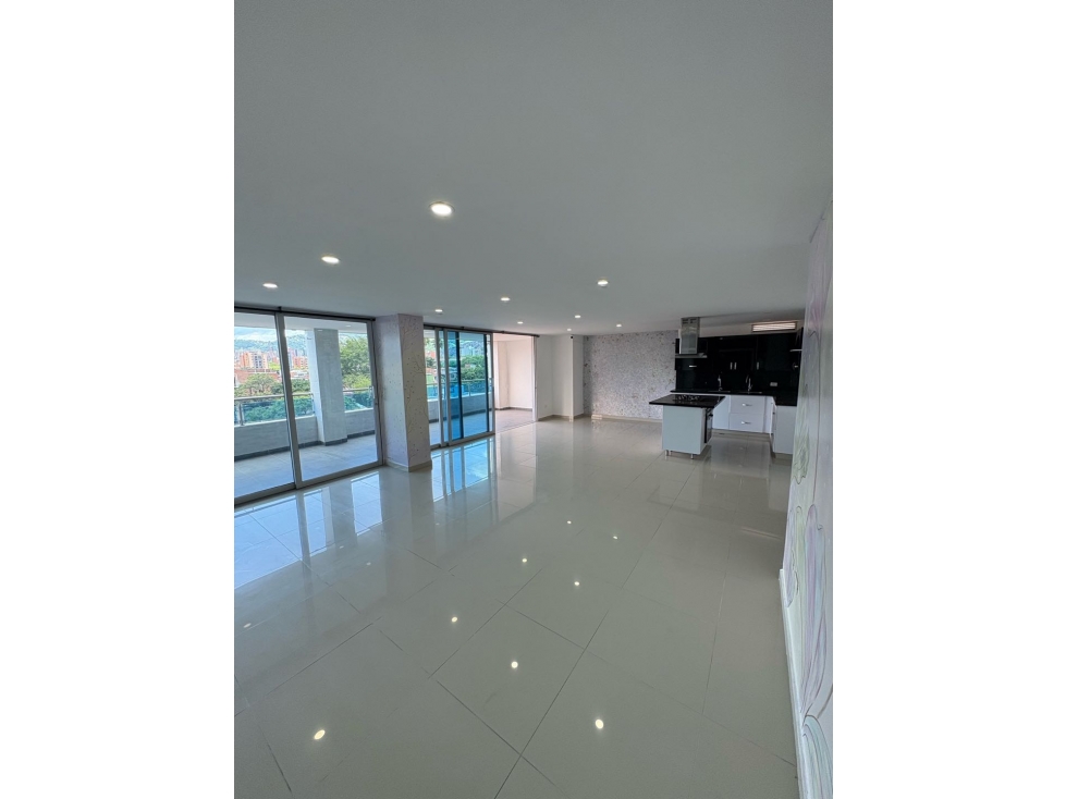 APARTAMENTO EN VENTA - LAURELES, NOGAL