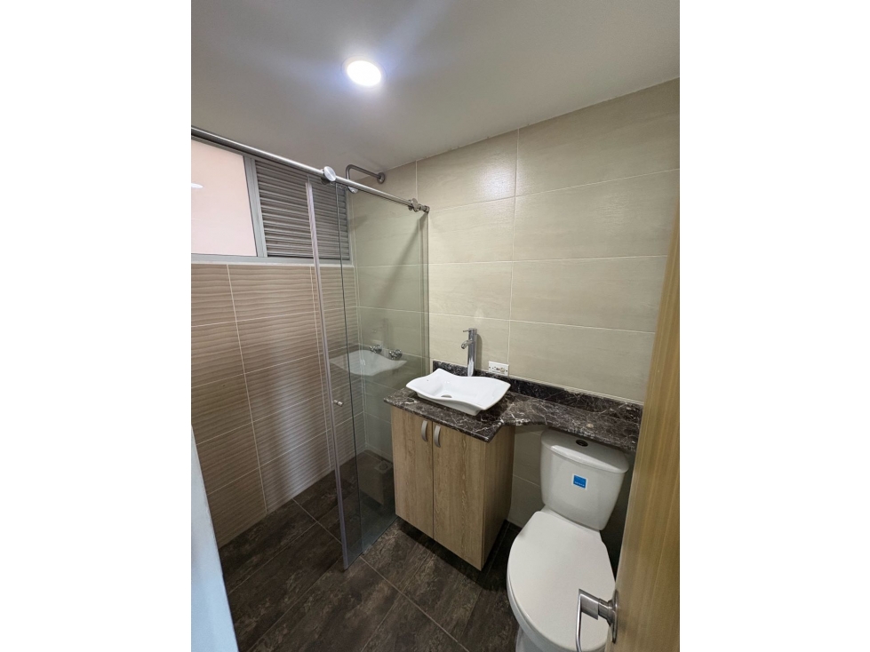 APARTAMENTO EN VENTA - LAURELES, NOGAL — foto 4