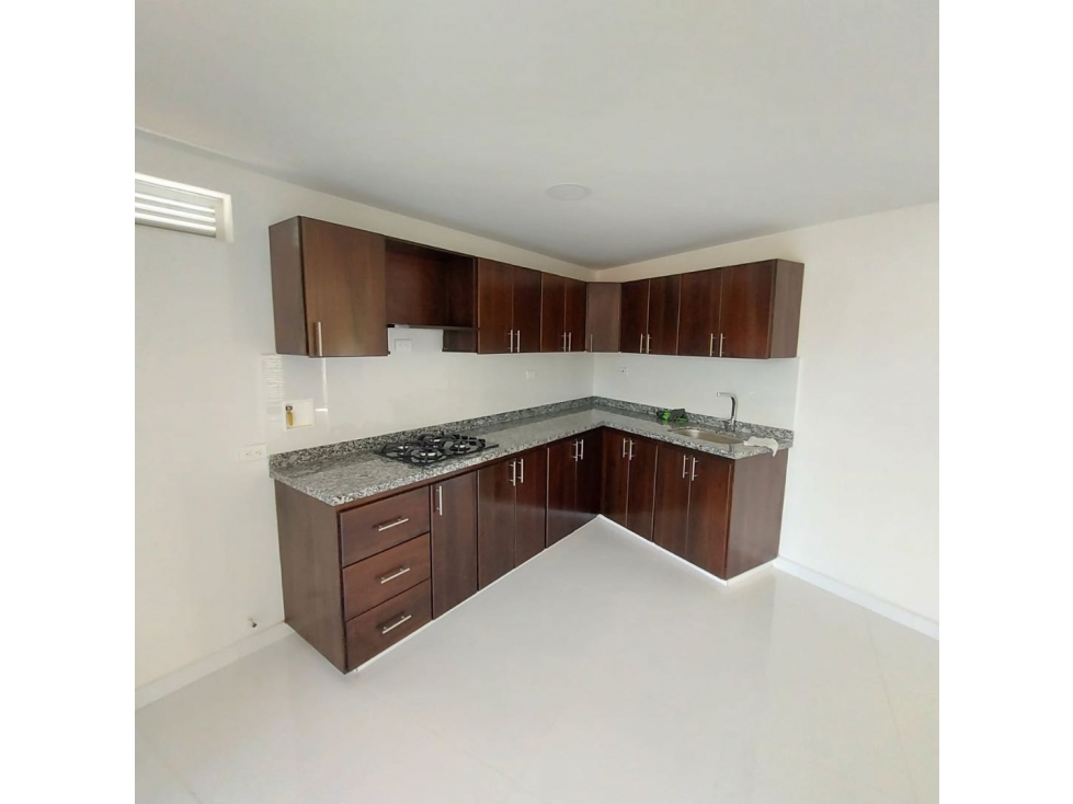 APARTAMENTO EN VENTA LOMA DE LOS BERNAL (NA) — foto 6