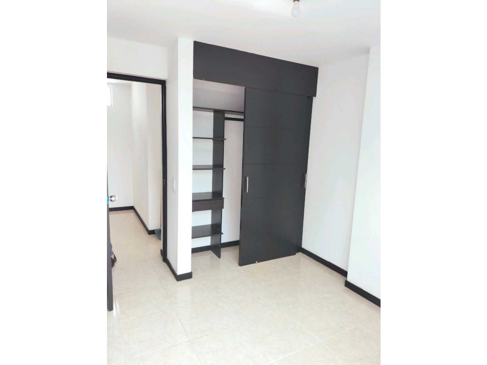 Apartamento En Venta Loma De Los Bernal — foto 6